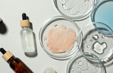 China cosmetics ingredient safety information platform